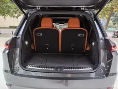2025 Li Auto L9 Smart Refresh — фото 15