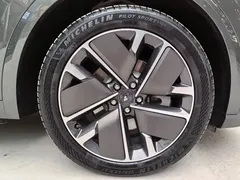 2025 Li Auto L9 Smart Refresh — фото 18