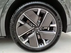 2025 Li Auto L9 Smart Refresh — фото 20