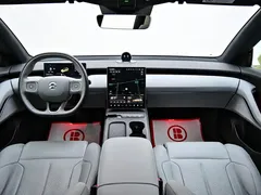 2024 Nio ET5T 75kWh Touring — фото 14