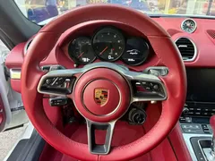 2022 Porsche 718 Cayman 2.0T, белый — фото 13