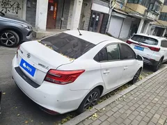 2021 Toyota Yaris L Zhixiang L 1.5L CVT Leading, белый — фото 3