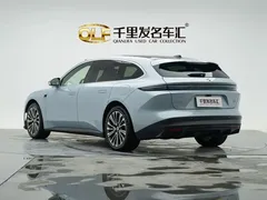 2024 Nio ET5T 75kWh Touring, синий — фото 8