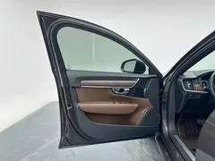 2021 Volvo S90 — фото 11