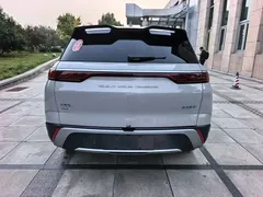 2023 BYD Frigate 07 DM-i PHEV 100km Premium — фото 6