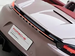 2022 Porsche 718 Boxster 2.0T — фото 8