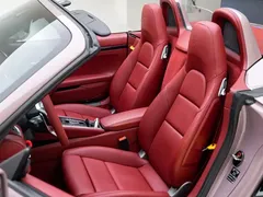 2022 Porsche 718 Boxster 2.0T — фото 11