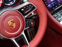 2022 Porsche 718 Boxster 2.0T — фото 19