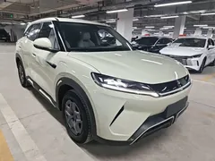 2024 BYD Yuan UP 401km Vitality, зелёный — фото 4