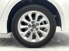 2021 Toyota Corolla Hybrid 1.8L E-CVT Elite, белый — фото 14