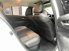 2021 Toyota Corolla Hybrid 1.8L E-CVT Elite, белый — фото 15