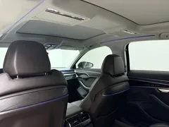 2022 Audi A8L 50 TFSI quattro Comfort Collector's Edition, чёрный — фото 17