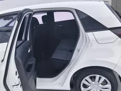 2021 Honda Fit 1.5L CVT, белый — фото 11
