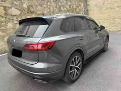 2020 Volkswagen Touareg 3.0TSI — фото 2