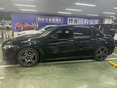 2020 Mercedes-Benz A-Class A 220 L 4MATIC Sport Sedan, чёрный — фото 3