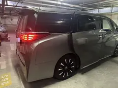 2024 Toyota Alphard 2.5L Hybrid Premium — фото 6