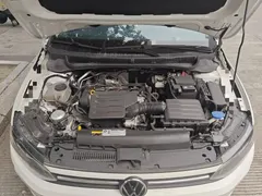 2023 Volkswagen Polo Plus 1.5L AT, белый — фото 16