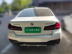 2021 BMW 5 Series 530Li Leading M Sport Package, белый — фото 3