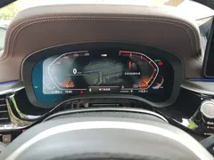 2021 BMW 5 Series 530Li Leading M Sport Package, белый — фото 7
