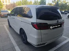 2022 Honda Odyssey 2.0L e:HEV, белый — фото 4