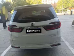 2022 Honda Odyssey 2.0L e:HEV, белый — фото 5