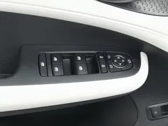 2026 BYD Seal 05 PHEV 210KM Premium, белый — фото 9