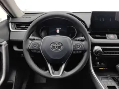 2023 Toyota RAV4 2.0L CVT 2WD Fashion — фото 11