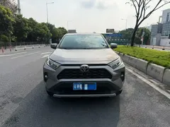 2021 Toyota RAV4 2.0L CVT 2WD Fashion — фото 2