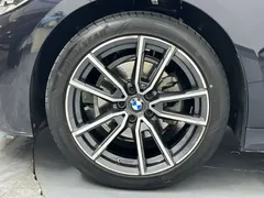 2022 BMW 3 Series 325Li M Sport, чёрный — фото 23