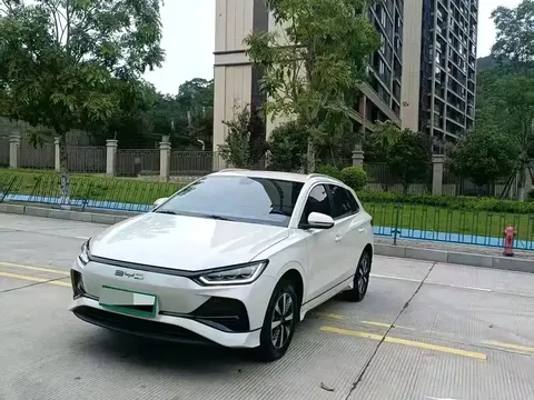 2023 BYD e2 EV Luxury