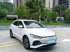 2023 BYD e2 EV Luxury, белый — фото 3