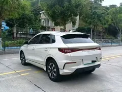 2023 BYD e2 EV Luxury, белый — фото 10