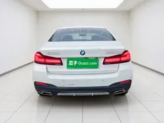 2021 BMW 5 Series 535Le PHEV M Sport, белый — фото 3