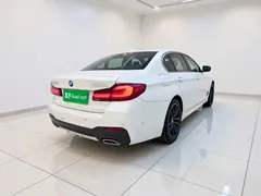 2021 BMW 5 Series 535Le PHEV M Sport, белый — фото 4