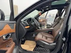 2021 Volvo XC90 7-seat, чёрный — фото 4