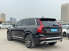 2021 Volvo XC90 7-seat, чёрный — фото 15