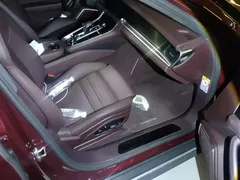 2023 Porsche Panamera 4 Executive Long Wheelbase Platinum 2.9T — фото 8