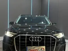 2022 Audi Q7 55 TFSI quattro S line Sport, чёрный — фото 2