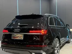 2022 Audi Q7 55 TFSI quattro S line Sport, чёрный — фото 6