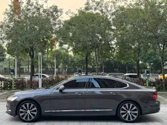 2021 Volvo S90 — фото 17