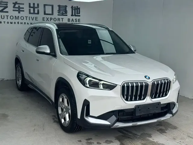 2023 BMW X1