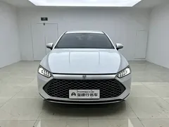 2024 BYD Qin PLUS Honor DM-i PHEV 55km Leading, белый — фото 1