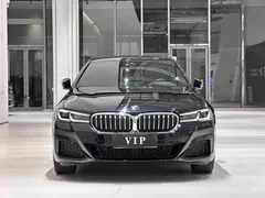 2023 BMW 5 Series 530Li Premium M Sport Package, чёрный — фото 2