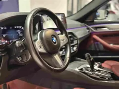 2023 BMW 5 Series 530Li Premium M Sport Package, чёрный — фото 13