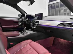 2023 BMW 5 Series 530Li Premium M Sport Package, чёрный — фото 25