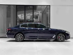 2023 BMW 5 Series 530Li Premium M Sport Package, чёрный — фото 38