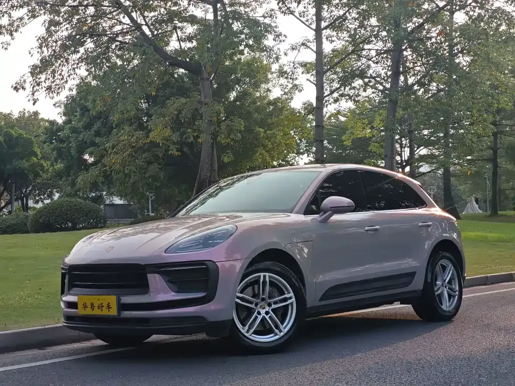 2022 Porsche Macan 2.0T