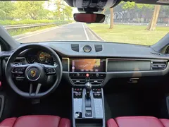 2022 Porsche Macan 2.0T — фото 13