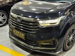 2022 Honda Odyssey 2.0L e:HEV, белый — фото 3