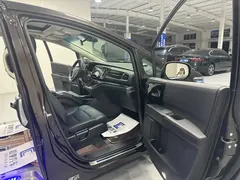 2019 Honda Elysion 2.0L Hybrid Luxury — фото 13
